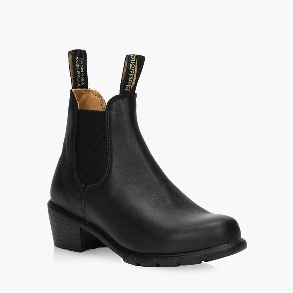 $1️⃣6️⃣0️⃣ Blundstones Heel Women’s series black 7.5